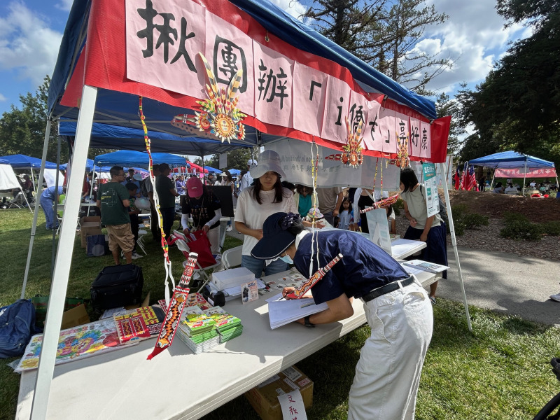 童玩節「僑校揪團享好康」活動吸引僑胞熱烈參與