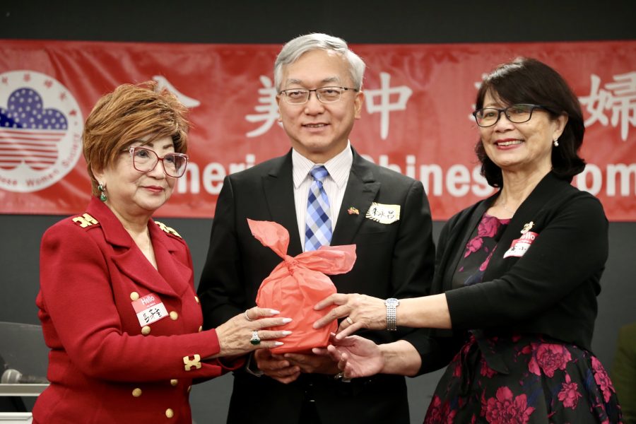 全美中華婦女會舉辦2025年會 黃小珠任新會長