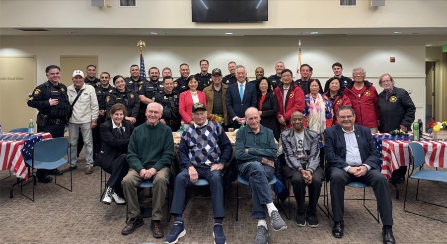 Millbrae 舉辦第二屆「致敬退伍軍人與警察、消防員感恩之夜」社區齊聚向公共安全人員致敬
