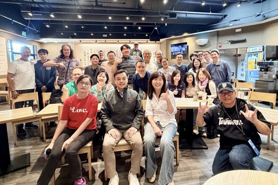 南灣僑界首辦Town Hall Meeting 搭建僑民與政府溝通平臺